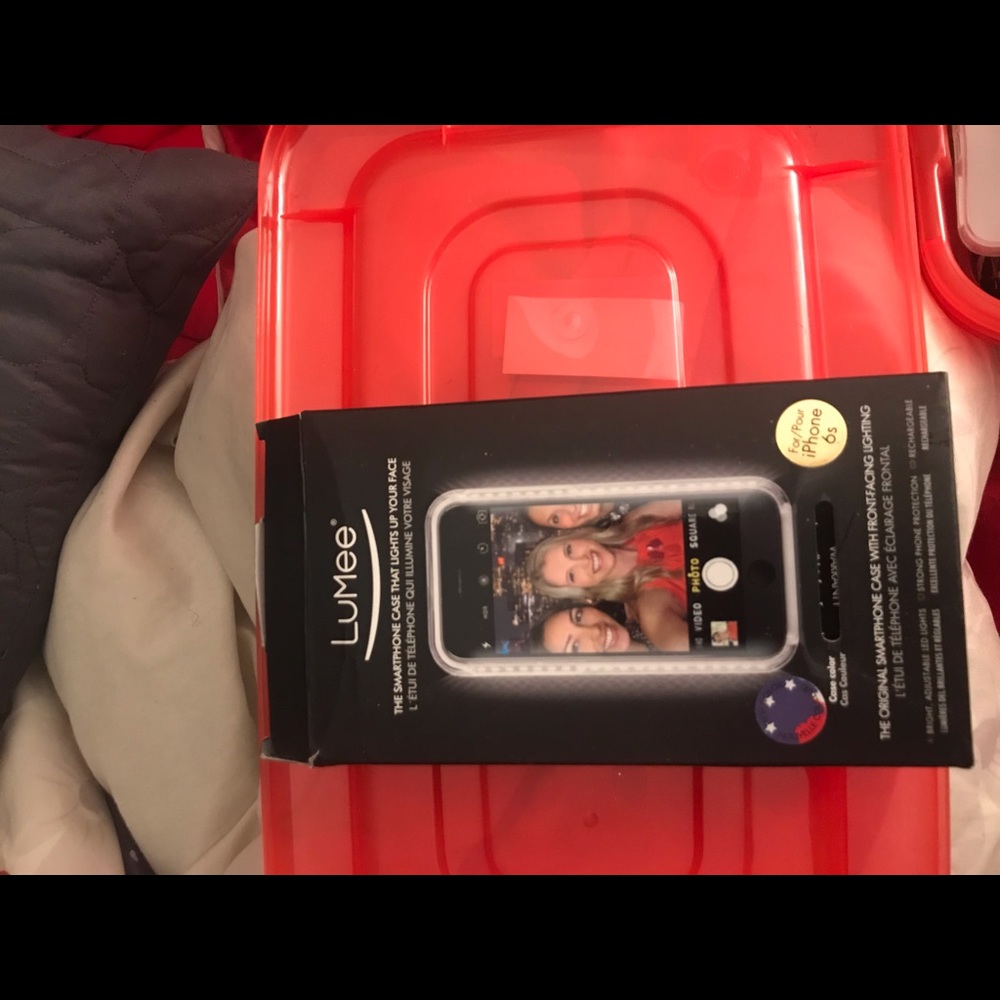 Lumee light up phone case for an iPhone 6s